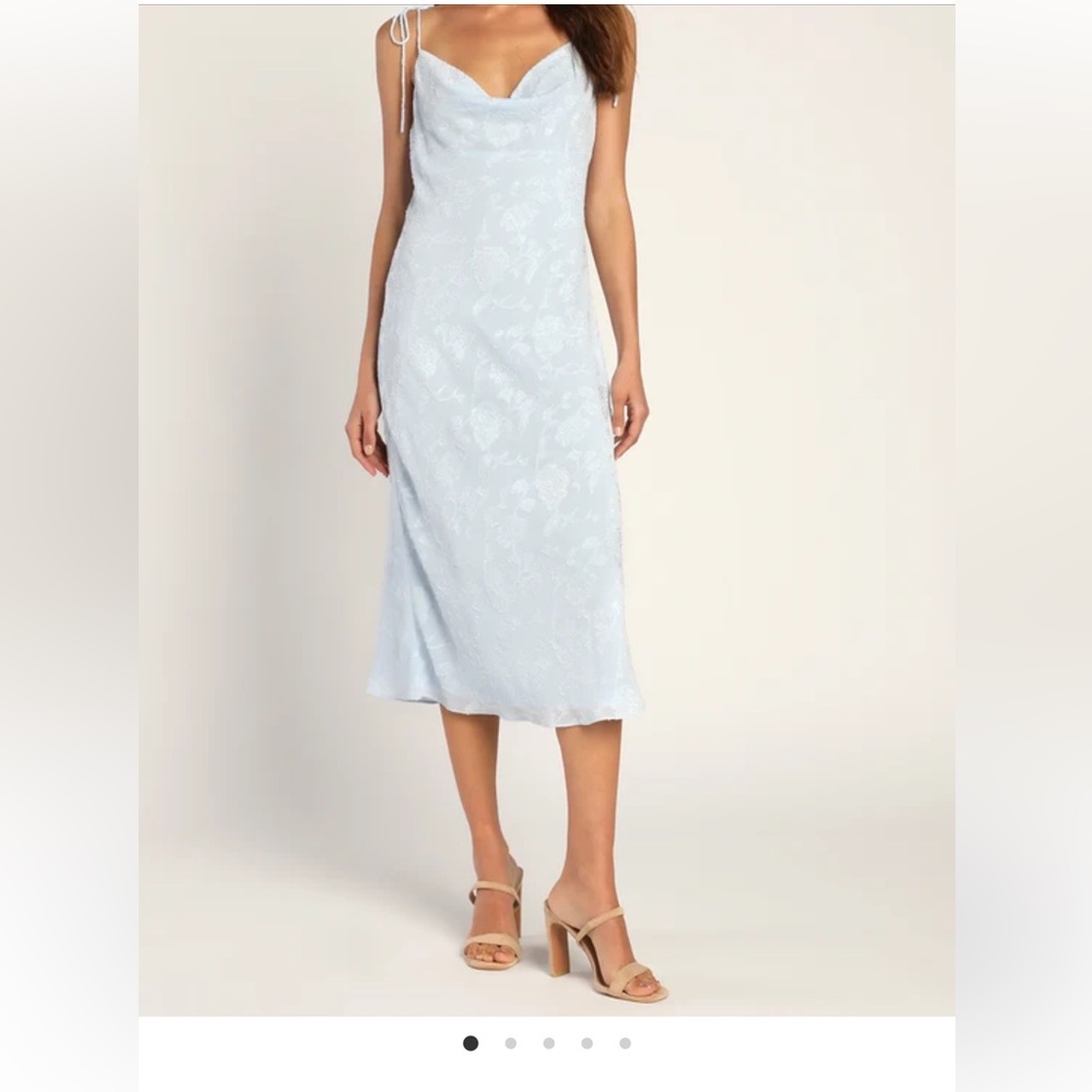 NWT Lulu’s Dearest Dreams Light Blue Floral Tie-Strap
Slip Midi Dress